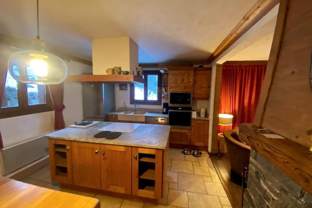 Chalet 6 Chambres A 3 Min Des Pistes Des 3 Vallees St Martin De Belleville Saint-Martin-de-Belleville Bagian luar foto